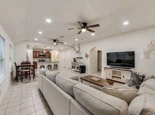 2282 Torch Lake Dr, Forney, TX 75126