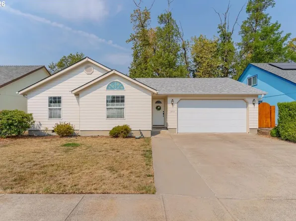 1859 Plateau St NE, Salem, OR 97305