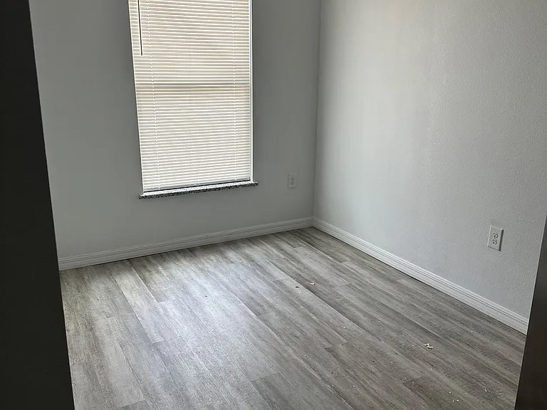 302 Avenue P NW #A — Photo 7