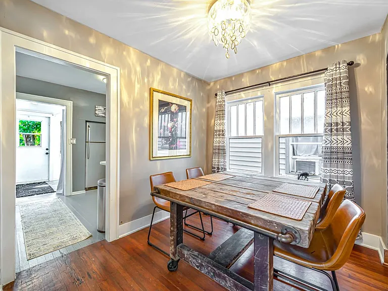 308 S L St — Photo 8