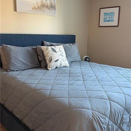 4th image of 1724 Pine Valley DR #202