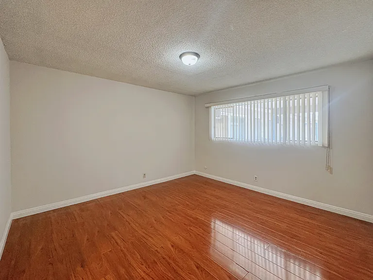 5045 Rosemead Blvd #12A — Photo 11