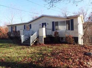 21 Old Boston Rd, Jenkins Township, PA 18640