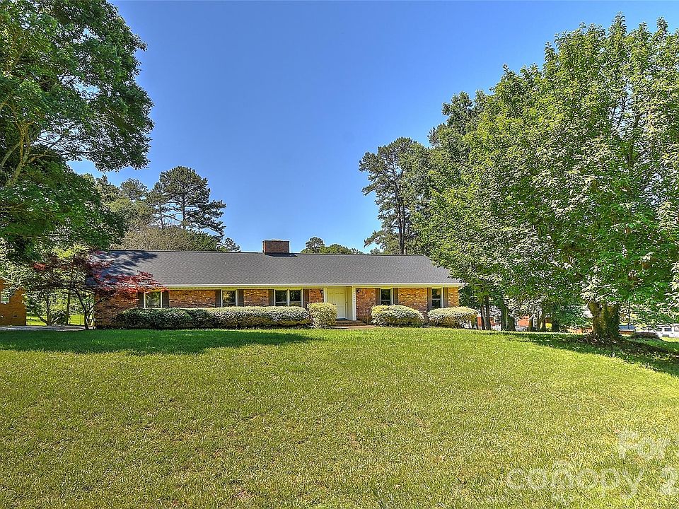 1st image of 5026 Kittredge Rd