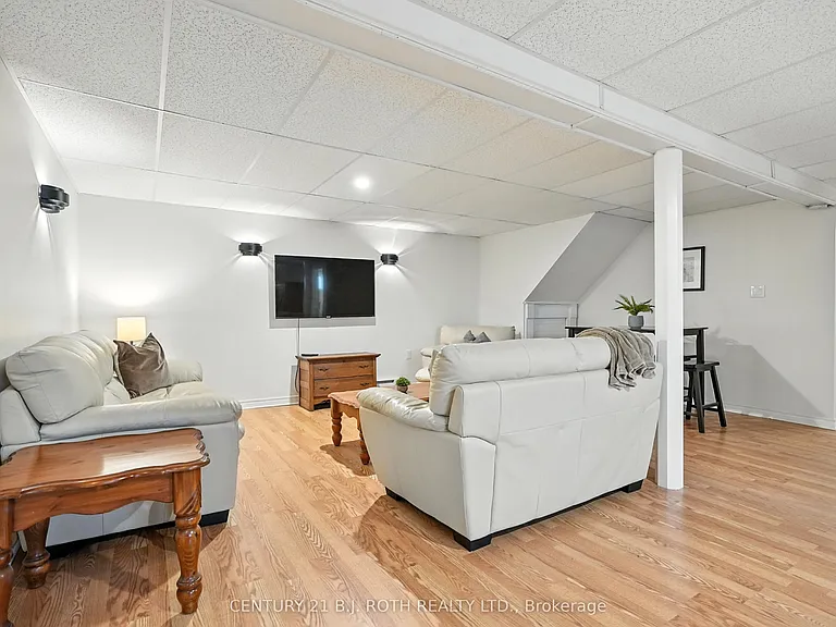 41 Market St #BASEMENT — Photo 3
