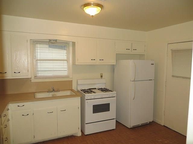 1st image of 1134 Westview Dr