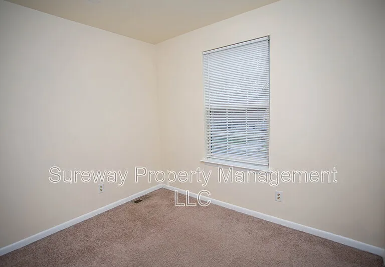 5729 Irving Ave — Photo 25