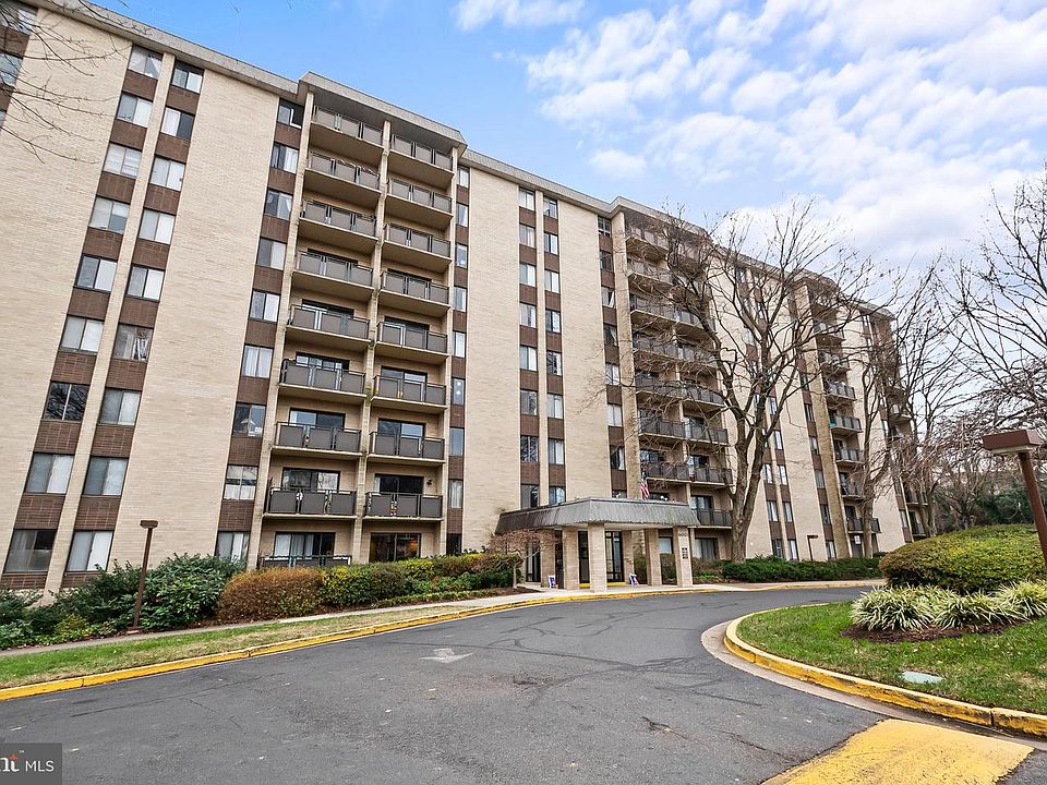 1st image of 6001 Arlington Blvd APT 102