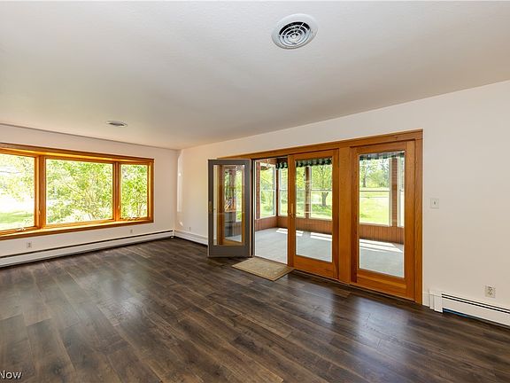4th image of 7969 Dines Rd