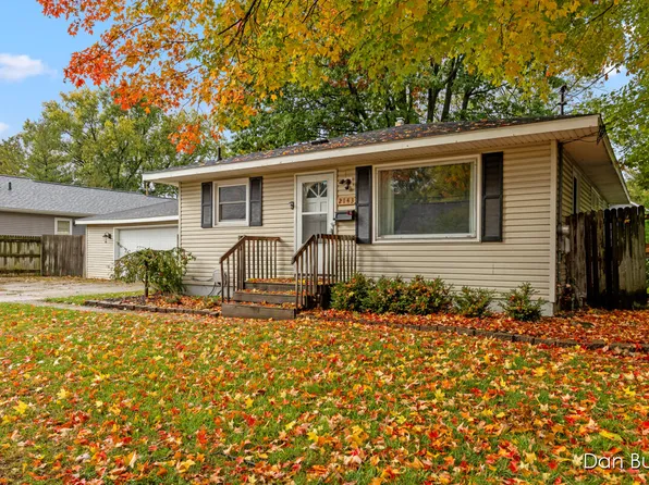 2143 De Hoop Ave SW, Wyoming, MI 49509