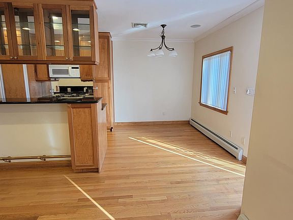 4th image of 16315 59th Ave Floor 1