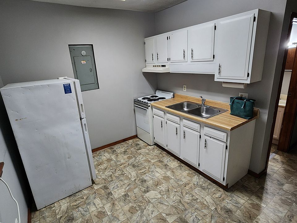 2nd image of 16 Osage St APT 3