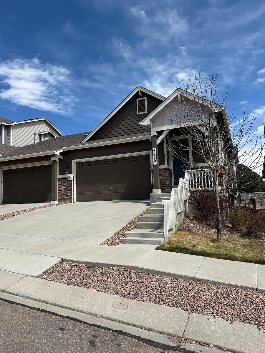 Building Photo - 5829 Wild Rye Dr