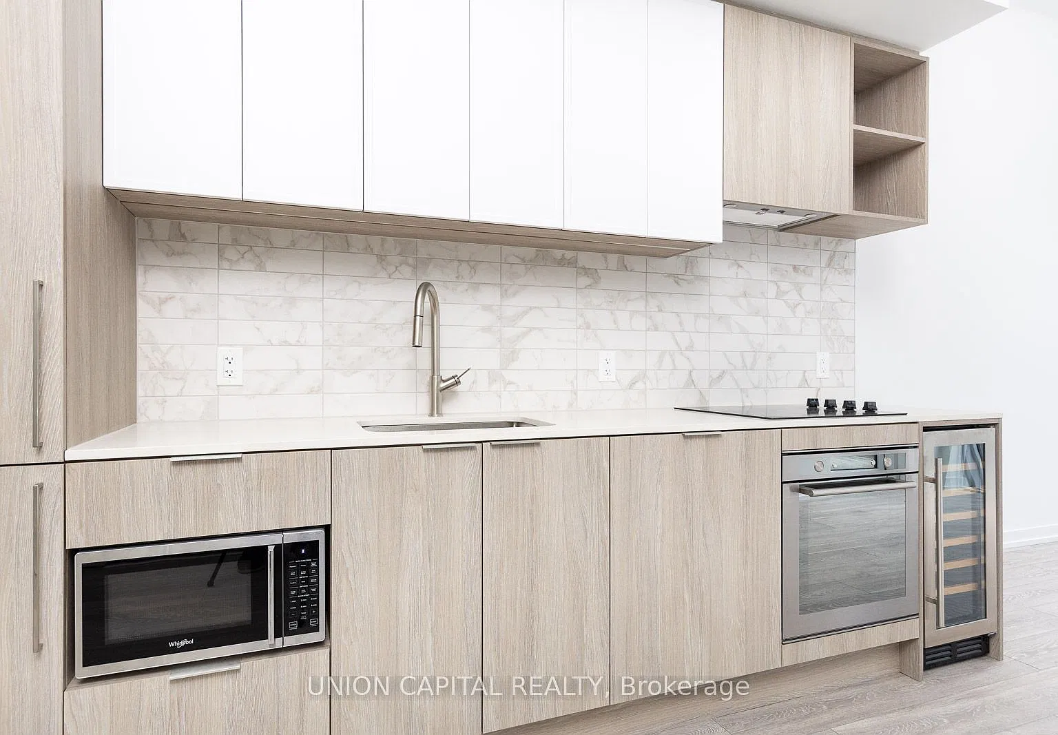 Forest Hill Condos — Photo 4
