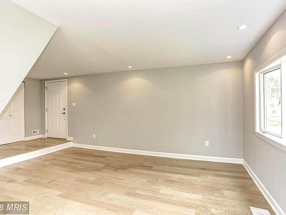 4th image of 17713 Millcrest Dr