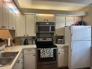 3826 Whitehall Dr #205 — Photo 10