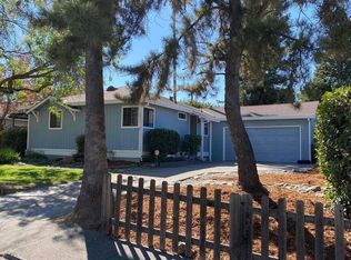 5049 Kahn St, Carmichael, CA 95608