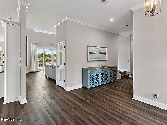 4th image of 4516 Coquina Dr