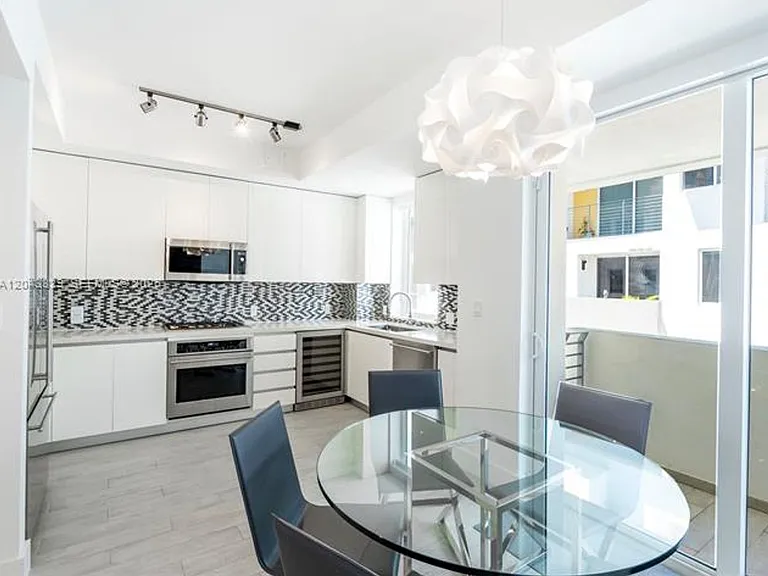 51 N Shore Dr — Photo 10