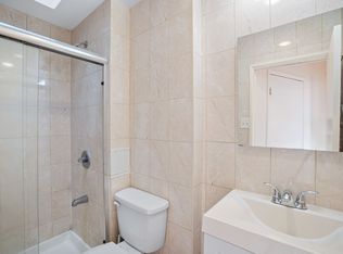 34-31 29th St #R2, Astoria, NY 11106