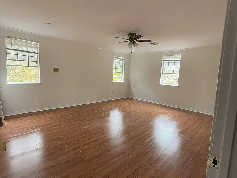 7801 Saint Charles Ave #1 — Photo 15