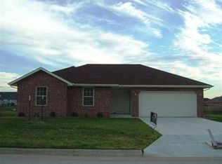 1110 E Melton Rd, Ozark, MO 65721