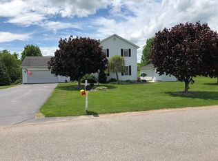 102 Wentworth Dr, Oneida, NY 13421