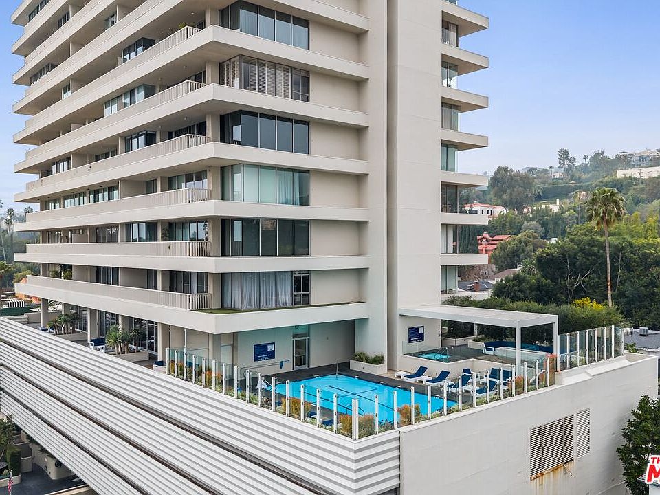 1st image of 9255 Doheny Rd APT 703