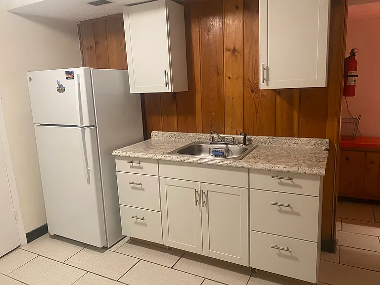 7607 Hammond Ave — Photo 14