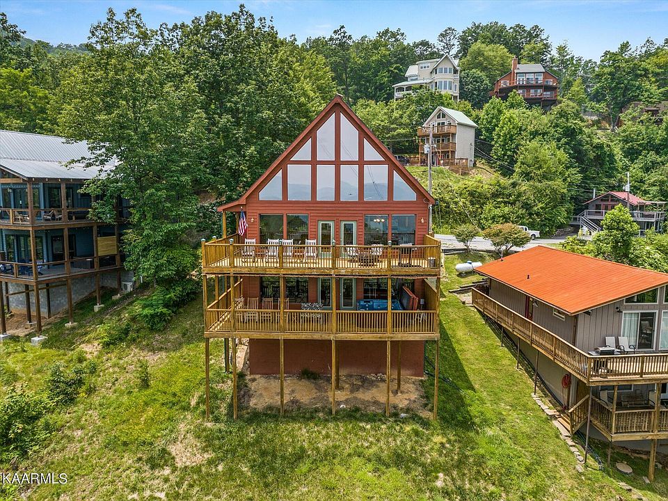 2124 Tamins Ct N, Gatlinburg, TN 37738 MLS 1230927 Zillow