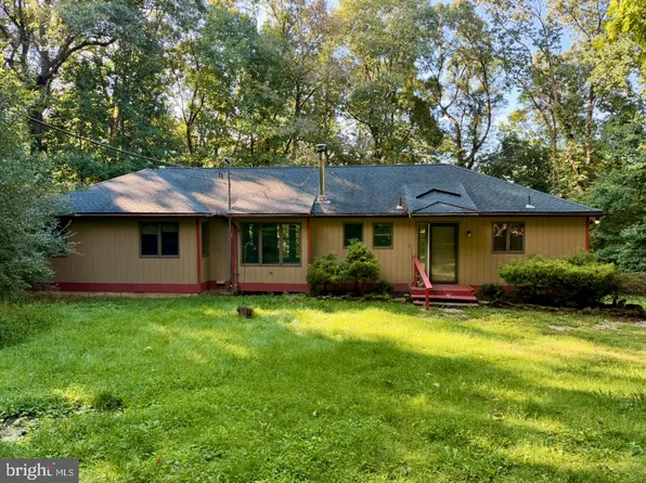 5 Stony Hill Ln, Mertztown, PA 19539