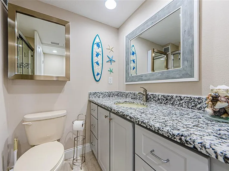 880 Mandalay Ave #S202 — Photo 15