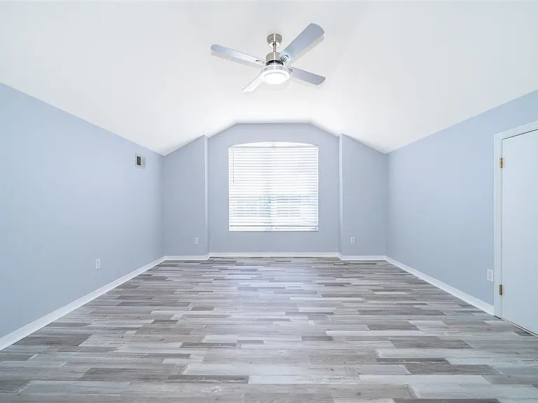 8119 Lake Crowell Cir — Photo 34