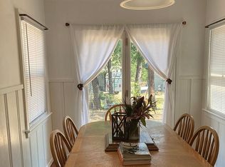 30 Walnut Ln, Shady Cove, OR