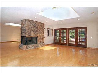4th image of 4421 Nogales Dr