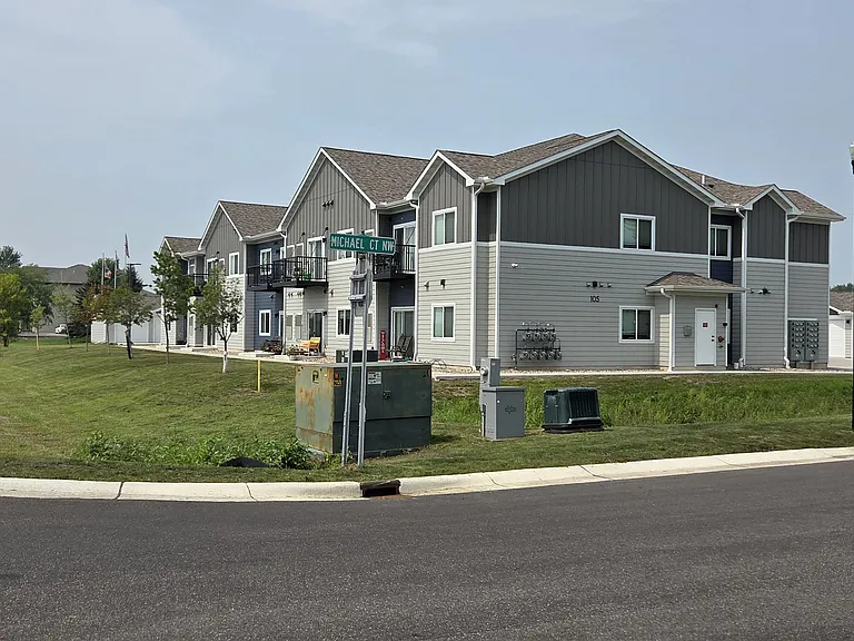 105 Michael Ct NW #16 — Photo 6