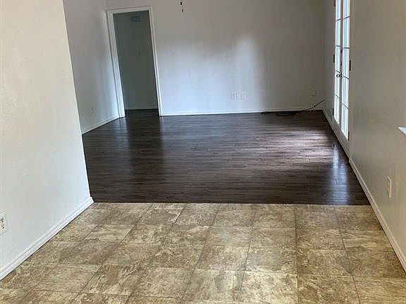 5th image of 3406 Meadowlark Ln