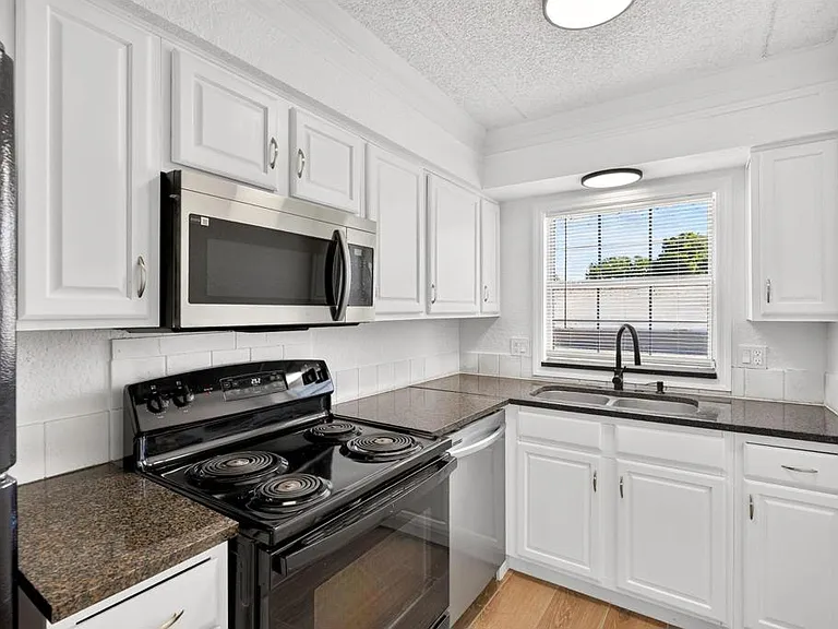 1400 Eudora Rd #F53 — Photo 6