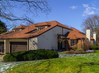 202 Saint Antoine St, Worthington, OH 43085