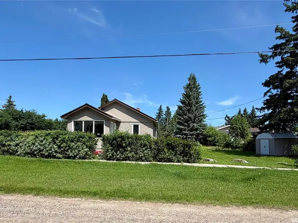 402 4th STREET, Medstead, SK S0M 1W0