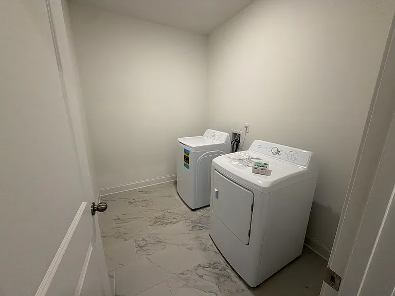 105 Prospect Ave — Photo 12