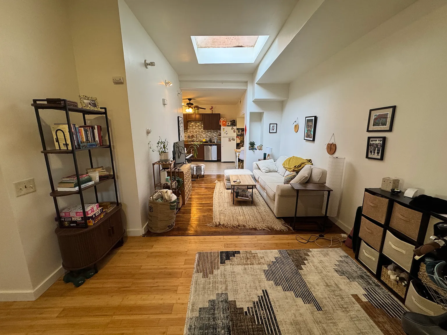 2 bed, $1,900 — Photo 1
