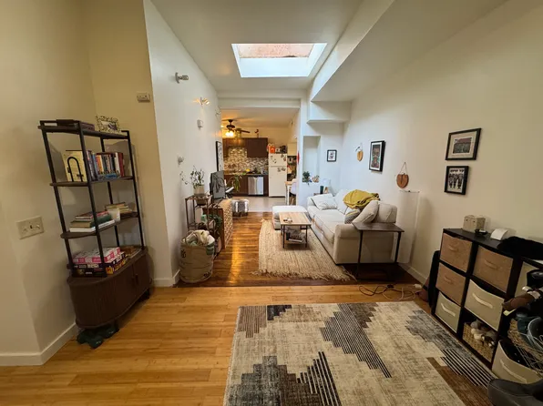 4 Hine Pl #1A, New Haven, CT 06511