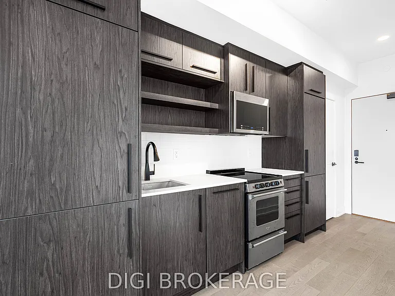 560 Rideau St #1201 — Photo 10