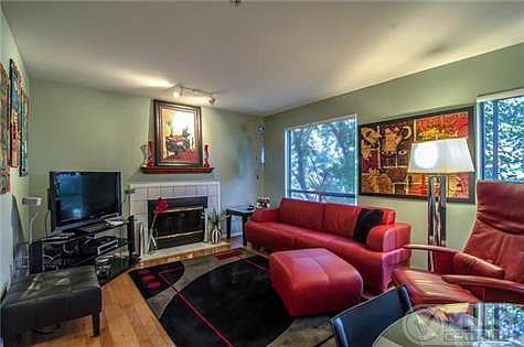 1st image of 846 1st Ave N