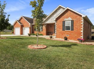 2321 Alley Springs Dr, West Plains, MO 65775