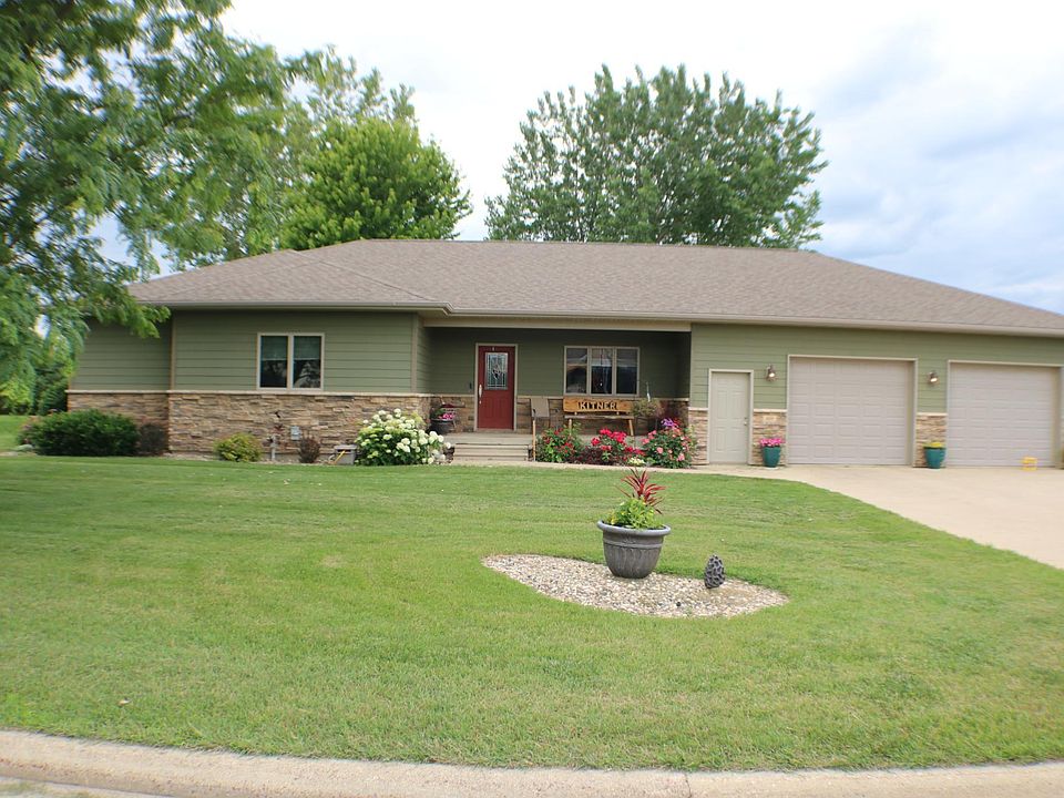 1st image of 409 Fox Lake Ave