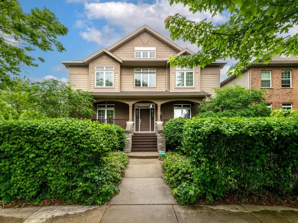 3643 N Hamlin Ave, Chicago, IL 60618