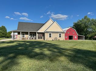 8244 Saint John Rd, Elberfeld, IN 47613