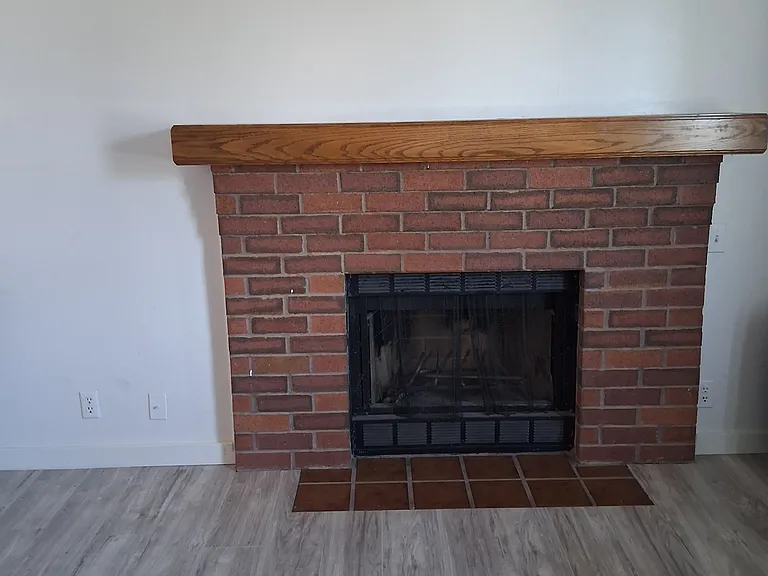 1177 N Fairfield Rd — Photo 3